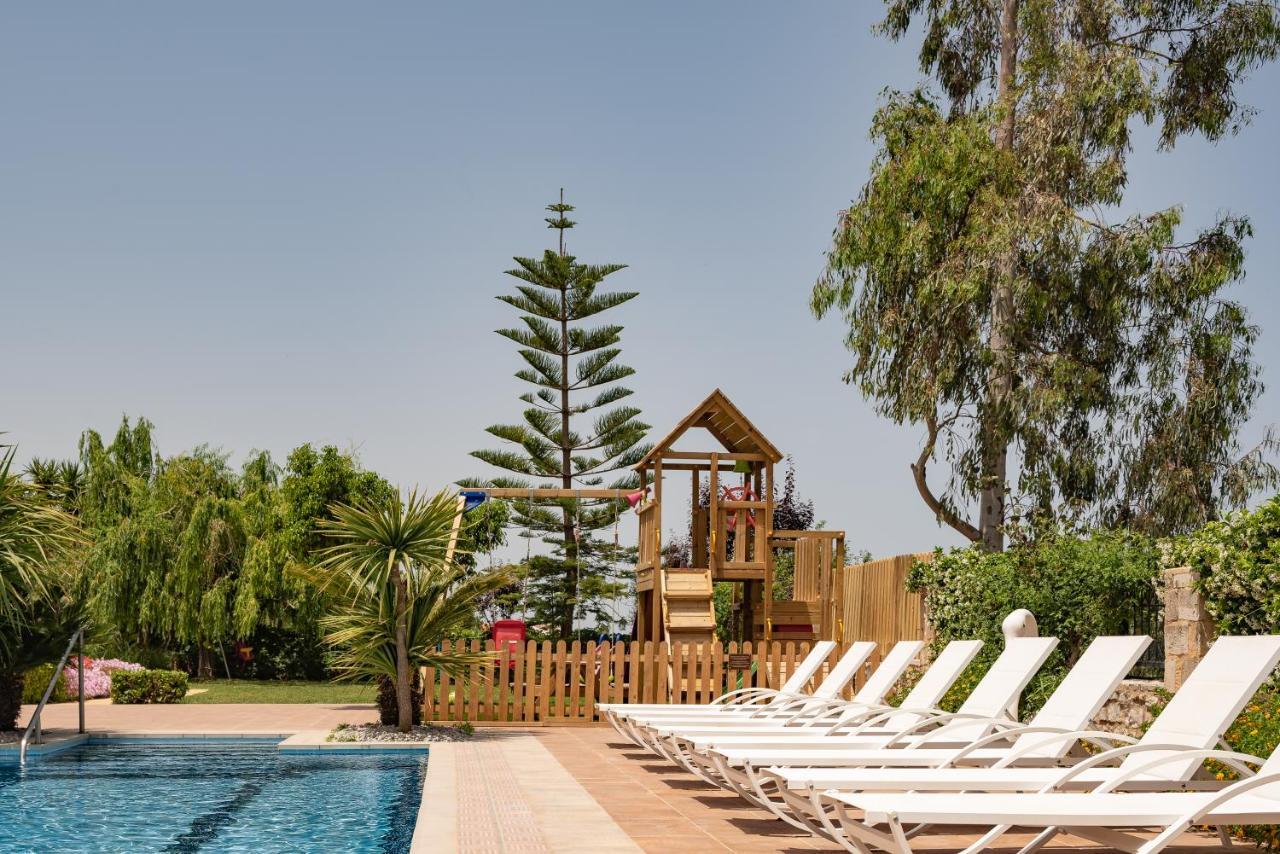 Tsourlakis Residence, An Oasis Of Tranquility, By Thinkvilla Pigi  ภายนอก รูปภาพ