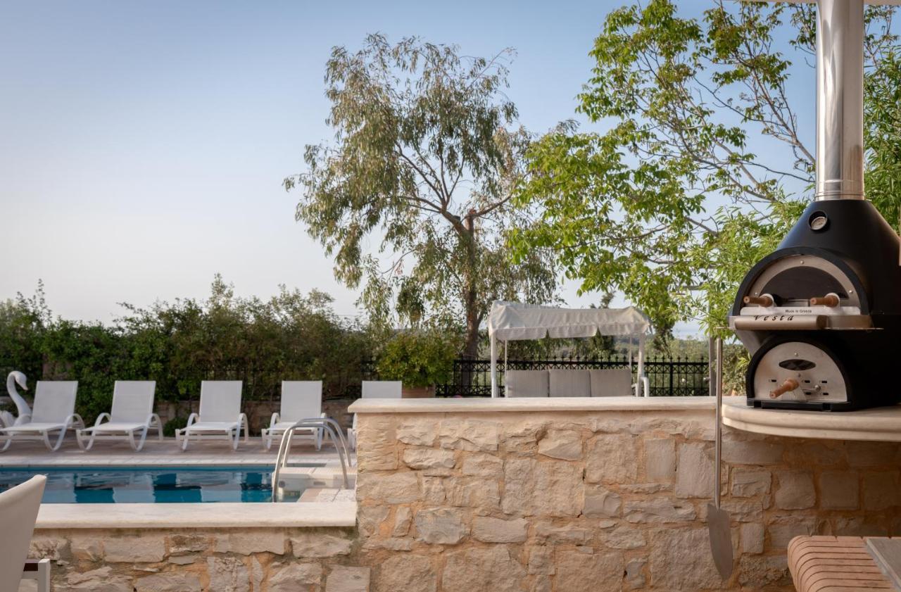 Tsourlakis Residence, An Oasis Of Tranquility, By Thinkvilla Pigi  ภายนอก รูปภาพ